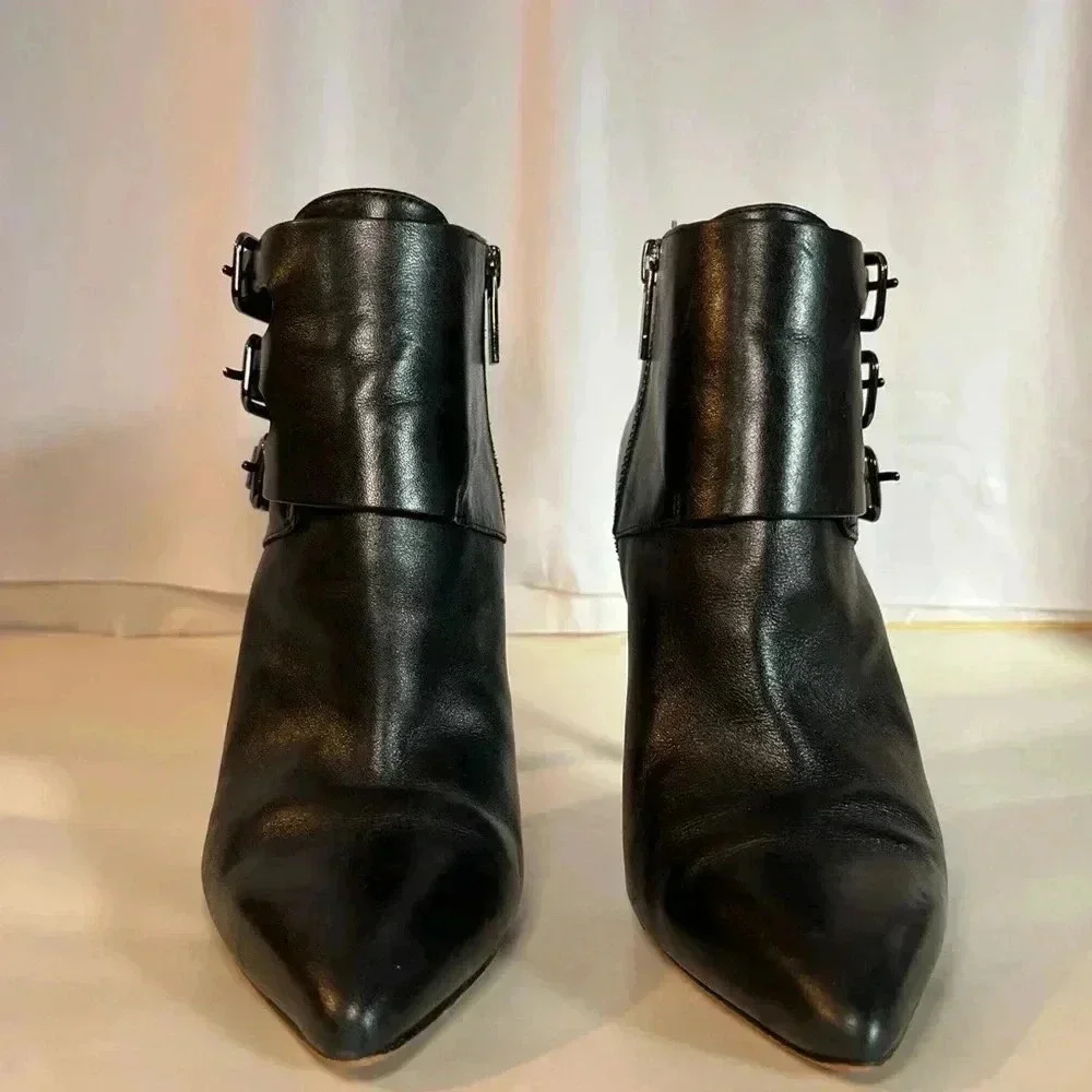 EUC MICHAEL KORS ANKLE BOOT BLK SZ 6M LEATHER 3 BUCKLE ZIPPER 3 IN STILETTO